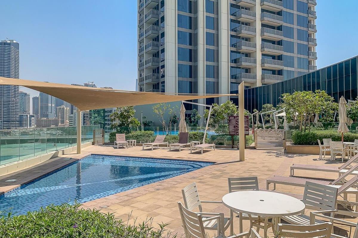 דובאי Frank Porter - 5242 Emaar Tower מראה חיצוני תמונה